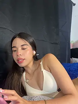 Snapshot of Milleradhara24 chatting on July 16, 2026, 2:41 am Milleradhara24 online show from July 16, 2026, 2:41 am