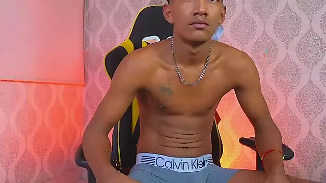 Boy savoy online show from November 19, 2025, 7:52 am