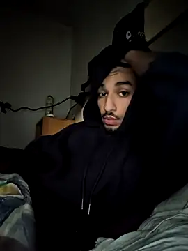 sylence777 online show from November 18, 2025, 10:29 am