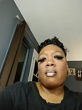 Snapshot of BiancaClarkson chatting on December 4, 2025, 11:15 pm BiancaClarkson online show from December 4, 2025, 11:15 pm