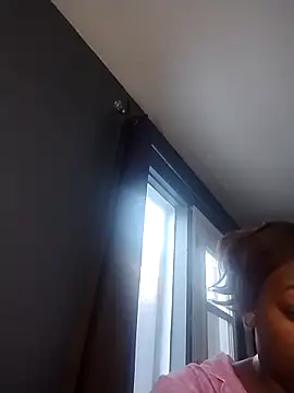 Snapshot of BiancaClarkson chatting on December 14, 2025, 7:41 pm BiancaClarkson online show from December 14, 2025, 7:41 pm