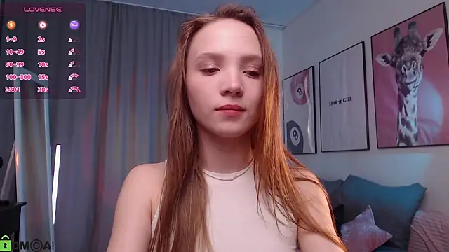 Snapshot of Adria_Arjona chatting on July 22, 2026, 1:07 am Adria Arjona online show from July 22, 2026, 1:07 am