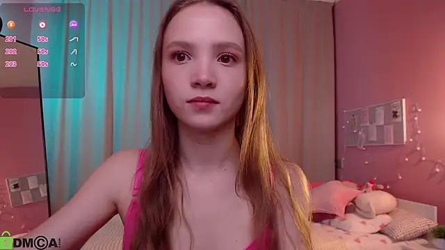 Snapshot of Adria_Arjona chatting on July 13, 2026, 1:05 am Adria Arjona online show from July 13, 2026, 1:05 am