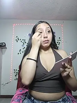 naughtygoddesss  online show from December 17, 2025, 1:43 am