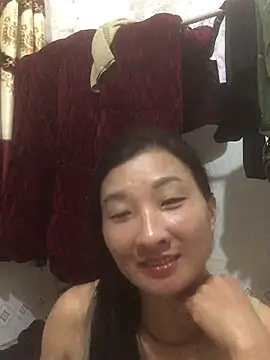 Snapshot of wees-lind chatting on November 4, 2025, 2:43 pm wees-lind online show from November 4, 2025, 2:43 pm