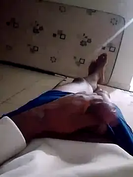 moreninho564 online show from November 9, 2025, 10:25 pm