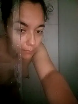 Snapshot of gigi097819 chatting on November 4, 2025, 1:26 pm gigi097819 online show from November 4, 2025, 1:26 pm