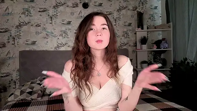 HeidiTian online show from November 3, 2025, 11:58 am