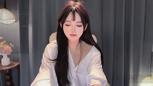 Snapshot of Yaiyigirl chatting on February 5, 2026, 2:57 pm Yaiyigirl online show from February 5, 2026, 2:57 pm