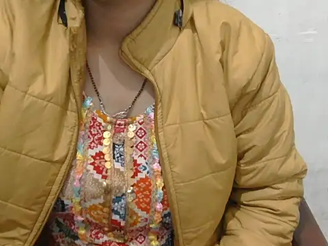 Sneha lovely01 online show from December 17, 2025, 4:23 pm