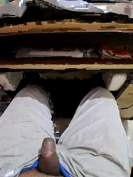 suraj696 online show from November 18, 2025, 4:10 pm