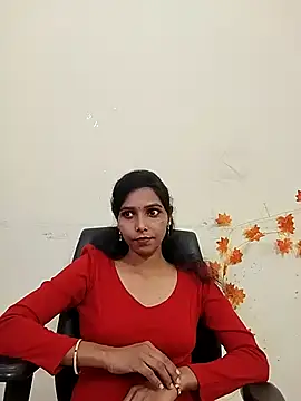 Snapshot of Brown__girl chatting on November 4, 2025, 8:40 am Brown  girl online show from November 4, 2025, 8:40 am
