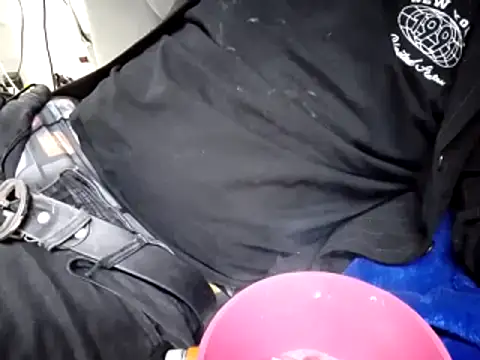 KARNEs24666 online show from April 19, 2026, 4:52 pm