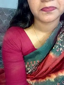 Neha533 online show from April 12, 2026, 7:39 pm