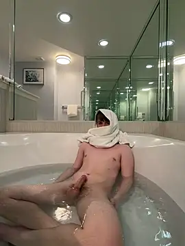 Femboy ellie online show from March 12, 2026, 9:52 pm