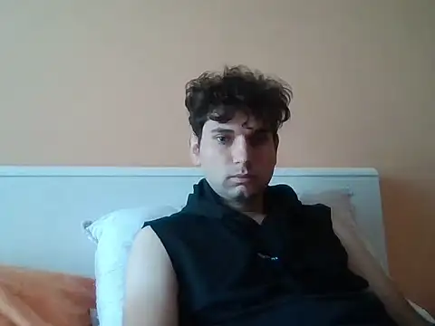 ultimatesattelite online show from November 13, 2025, 1:04 pm