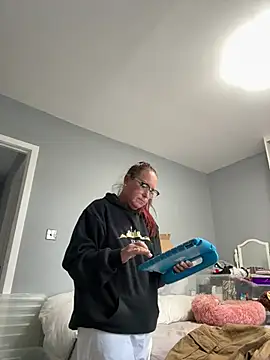 Angel-LinaX online show from February 13, 2026, 3:23 pm