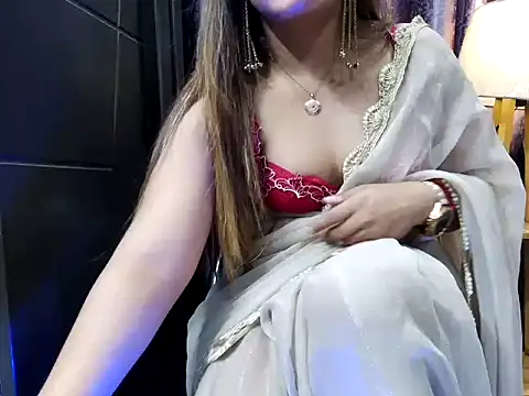 Snapshot of Angel-pune001 chatting on May 5, 2026, 6:44 pm Angel-pune001 online show from May 5, 2026, 6:44 pm
