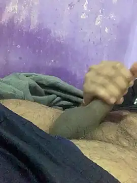 Snapshot of hotman29 chatting on December 19, 2025, 9:00 am hotman29 online show from December 19, 2025, 9:00 am