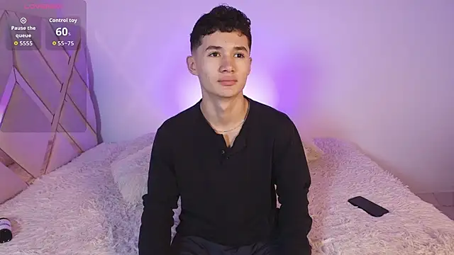 Eiden Blake online show from January 18, 2026, 11:30 pm