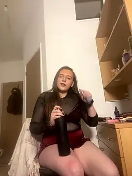 LiahLovexoxx online show from January 7, 2026, 12:37 am