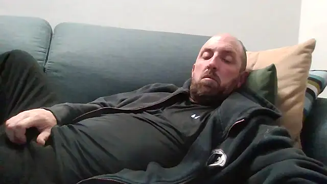 luca beech88 online show from April 9, 2026, 6:14 pm