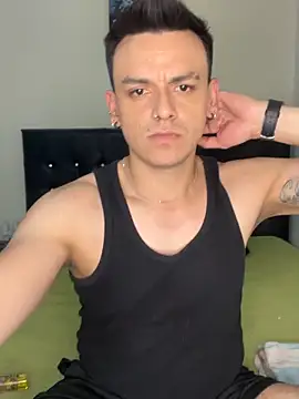 daniel collins online show from December 2, 2025, 4:25 am