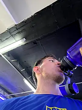 AlexanderBianchi2 online show from November 26, 2025, 1:55 pm