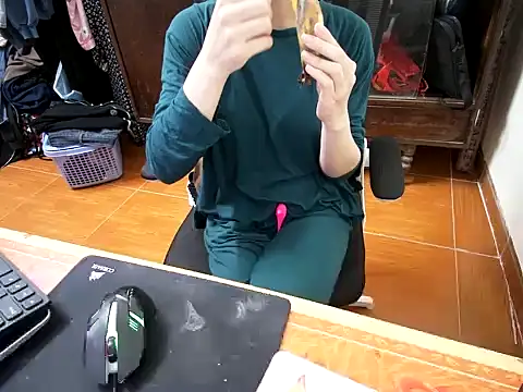 ---Lusi03--- online show from March 6, 2026, 10:21 am