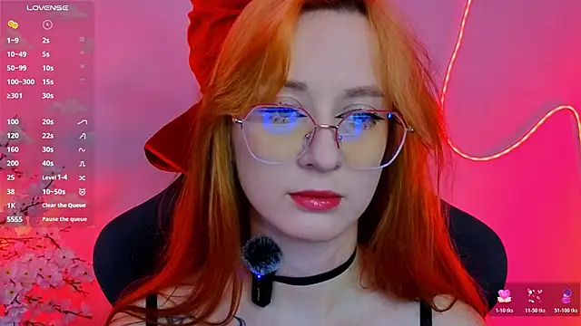 WICKEDEMBER online show from February 6, 2026, 1:56 am