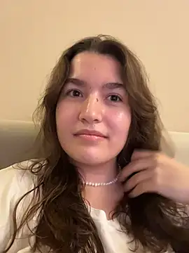 provocatrixxxx online show from November 19, 2025, 1:33 pm