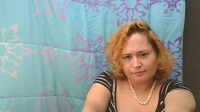 Snapshot of Eclipsedice chatting on December 14, 2025, 8:42 am Eclipsedice online show from December 14, 2025, 8:42 am