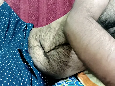 Snapshot of Bong_Bi chatting on December 21, 2025, 11:12 am Bong Bi online show from December 21, 2025, 11:12 am