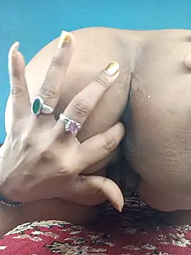 Saniya76 online show from February 17, 2026, 4:10 am