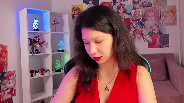 SaraDenars online show from December 5, 2025, 5:17 am