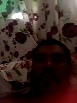 Snapshot of Rn_NaiaR chatting on November 3, 2025, 11:47 am Rn NaiaR online show from November 3, 2025, 11:47 am