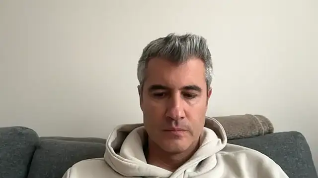 aprendiendo44 online show from November 5, 2025, 12:41 pm