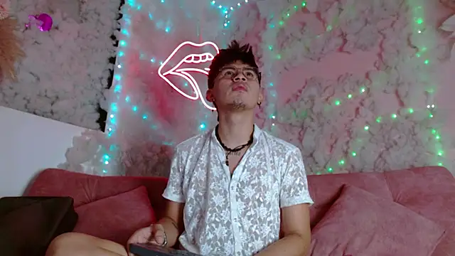 david valiz online show from November 11, 2025, 12:44 pm