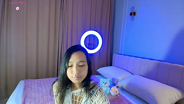 Snapshot of lihnpham chatting on November 20, 2025, 1:50 am lihnpham online show from November 20, 2025, 1:50 am