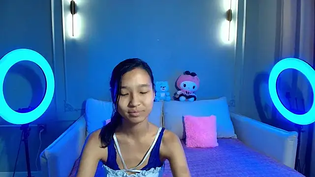 Snapshot of lihnpham chatting on December 20, 2025, 3:31 am lihnpham online show from December 20, 2025, 3:31 am