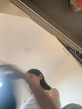 Snapshot of Emily_6783 chatting on November 6, 2025, 10:14 pm Emily 6783 online show from November 6, 2025, 10:14 pm