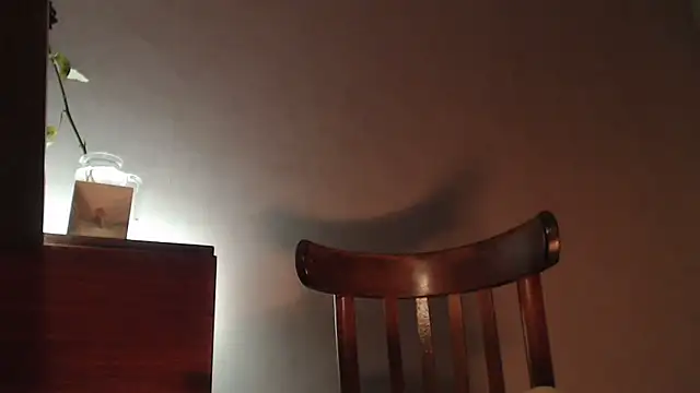 Snapshot of charm__me chatting on February 22, 2026, 7:15 pm charm me online show from February 22, 2026, 7:15 pm