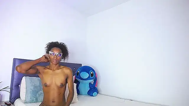 BryanaSmiths online show from December 16, 2025, 2:43 pm