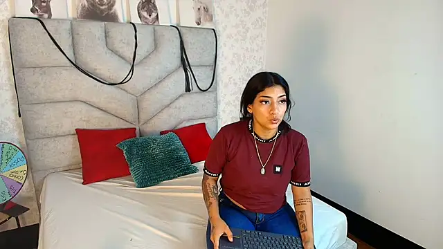 Snapshot of KimberlyFox_t chatting on July 13, 2026, 3:22 pm KimberlyFox t online show from July 13, 2026, 3:22 pm