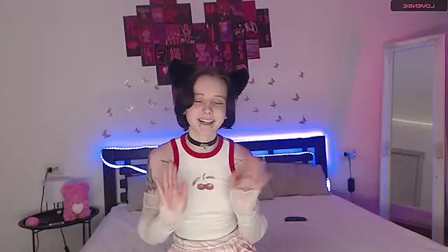 OliviaFlex online show from November 10, 2025, 7:13 am