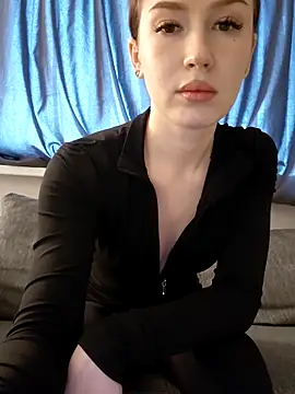 Snapshot of MelissaPinkiss chatting on February 1, 2026, 11:08 am MelissaPinkiss online show from February 1, 2026, 11:08 am