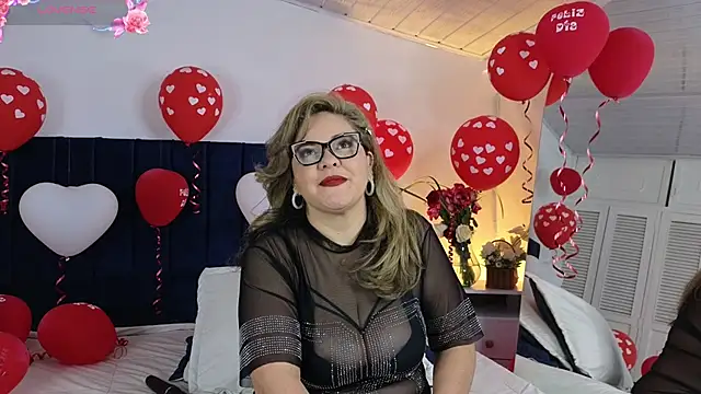 NatashaBlade  online show from February 16, 2026, 11:53 am