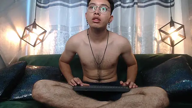 alexy re online show from November 9, 2025, 5:17 pm