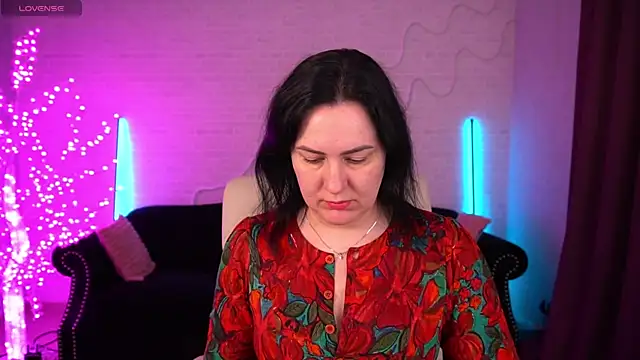 VelvetLuck online show from March 30, 2026, 5:53 am