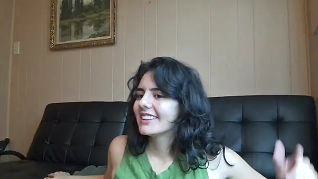 laneyangelxx online show from November 19, 2025, 3:45 pm